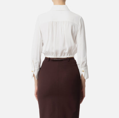 Camicia cropped in georgette con elastico