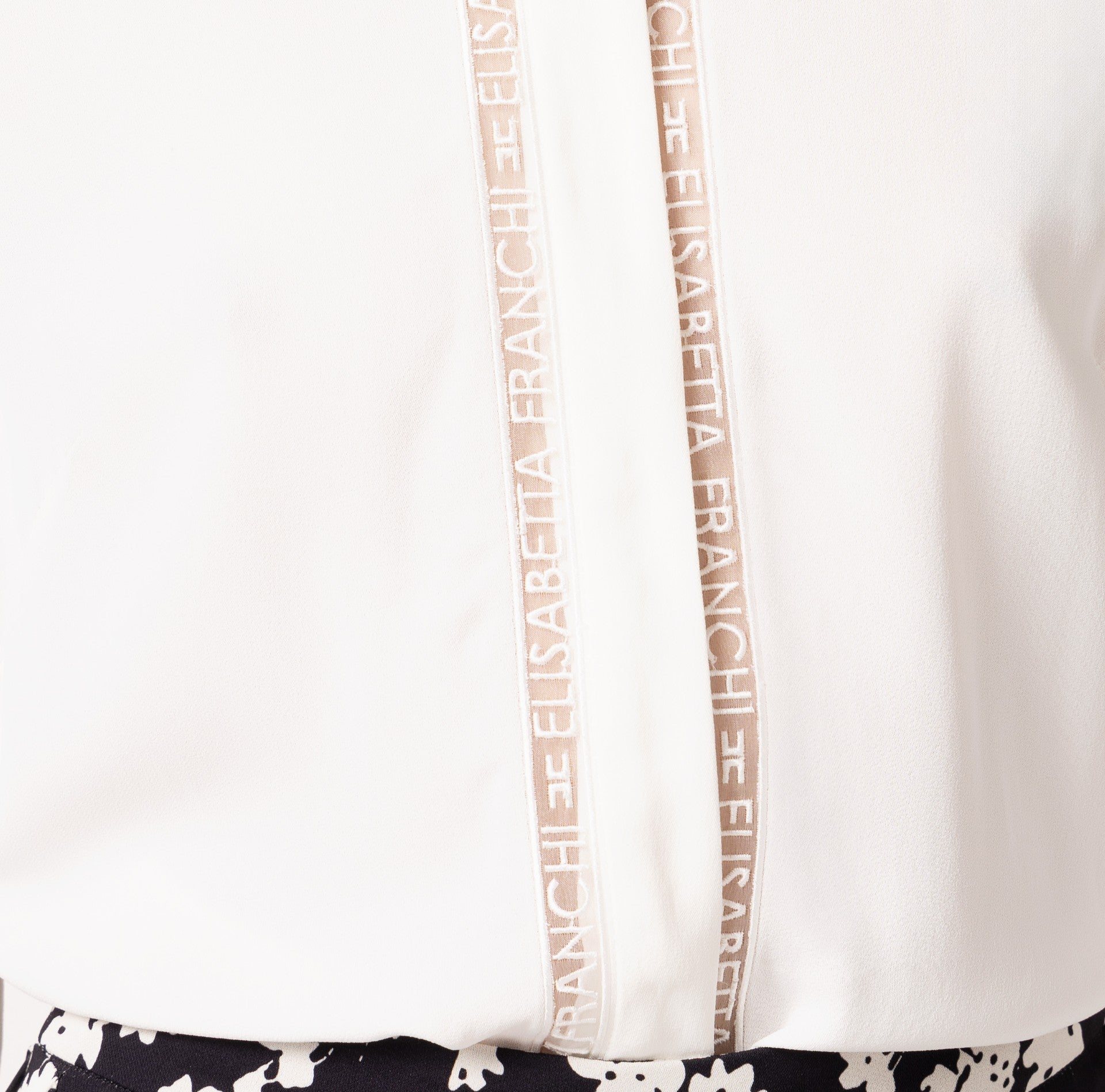 Camicia in georgette con bande lettering