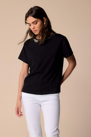 Kocca T-shirt con decorazione sullo scollo EGLE